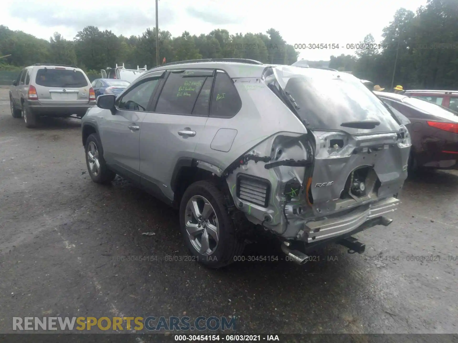 3 Photograph of a damaged car 2T3DWRFV4LW070298 TOYOTA RAV4 2020