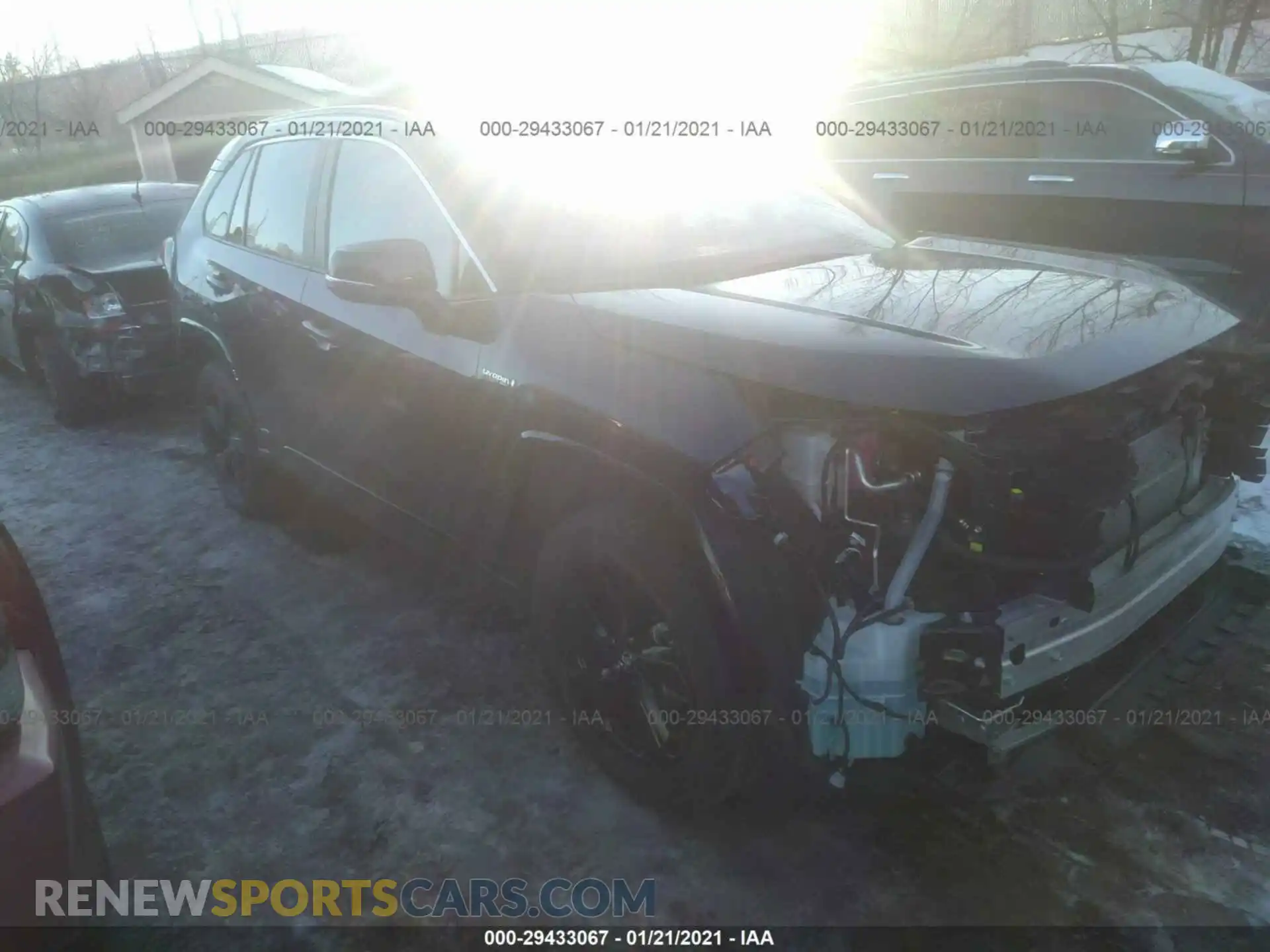 1 Photograph of a damaged car 2T3EWRFV1LW080386 TOYOTA RAV4 2020