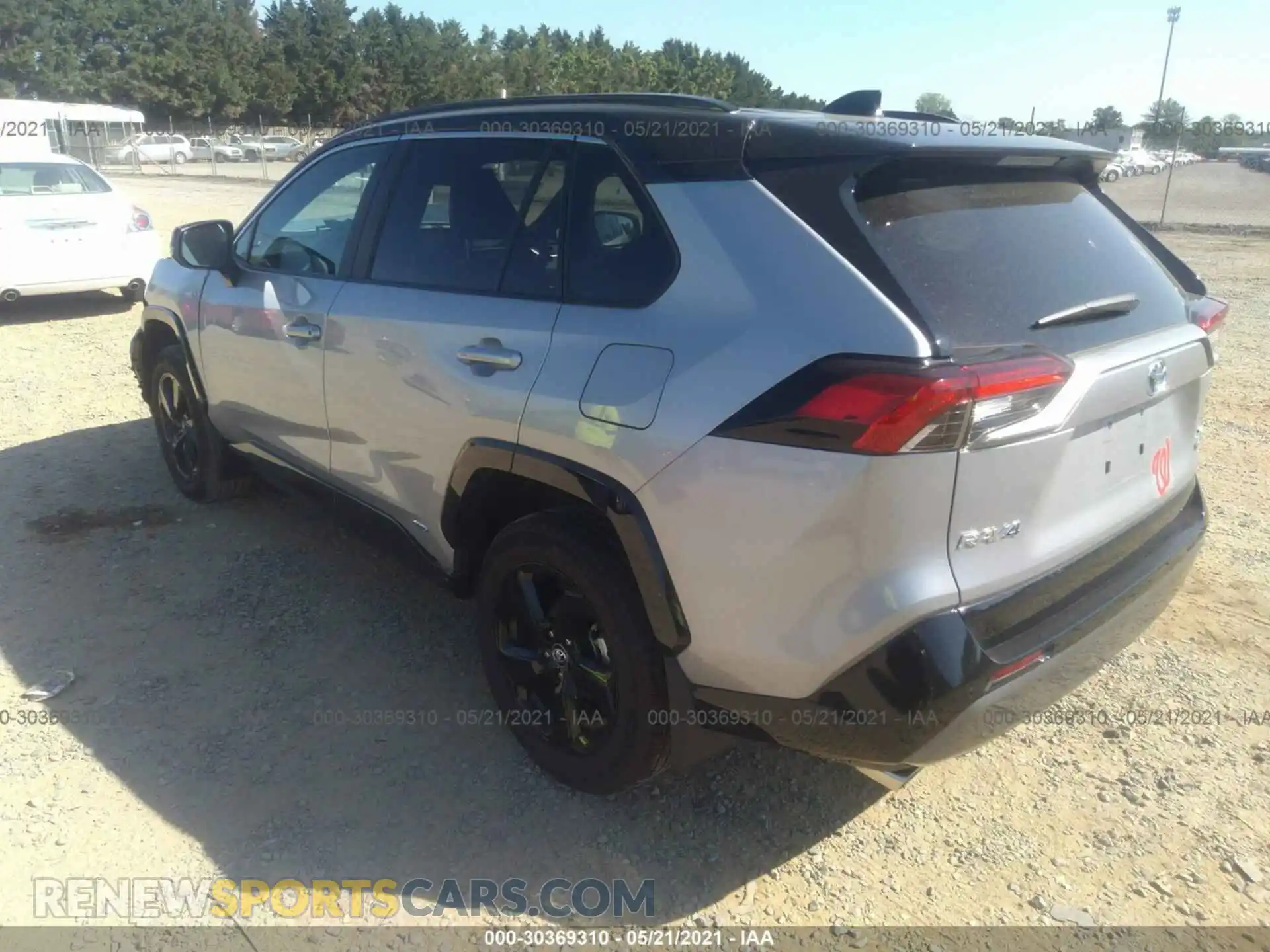 3 Фотография поврежденного автомобиля 2T3EWRFV1LW091727 TOYOTA RAV4 2020