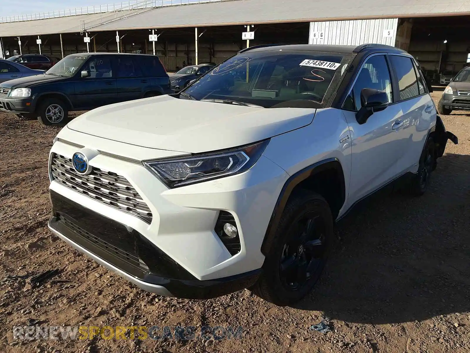 2 Photograph of a damaged car 2T3EWRFV3LW069650 TOYOTA RAV4 2020