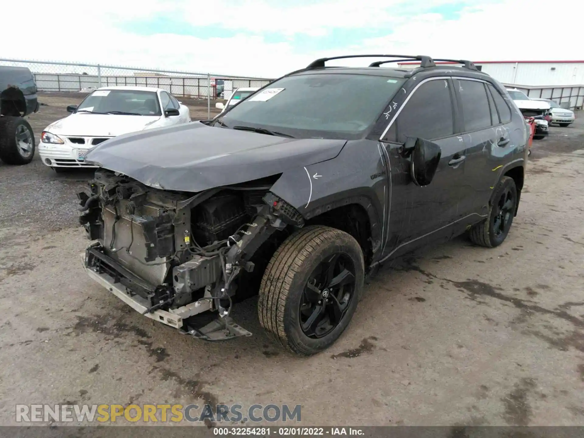 2 Photograph of a damaged car 2T3EWRFV3LW082849 TOYOTA RAV4 2020