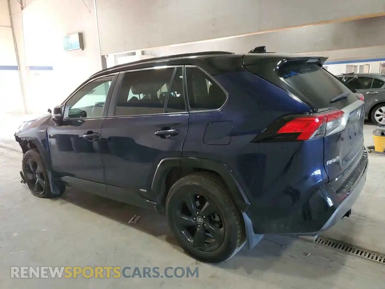 2 Photograph of a damaged car 2T3EWRFV4LW051674 TOYOTA RAV4 2020