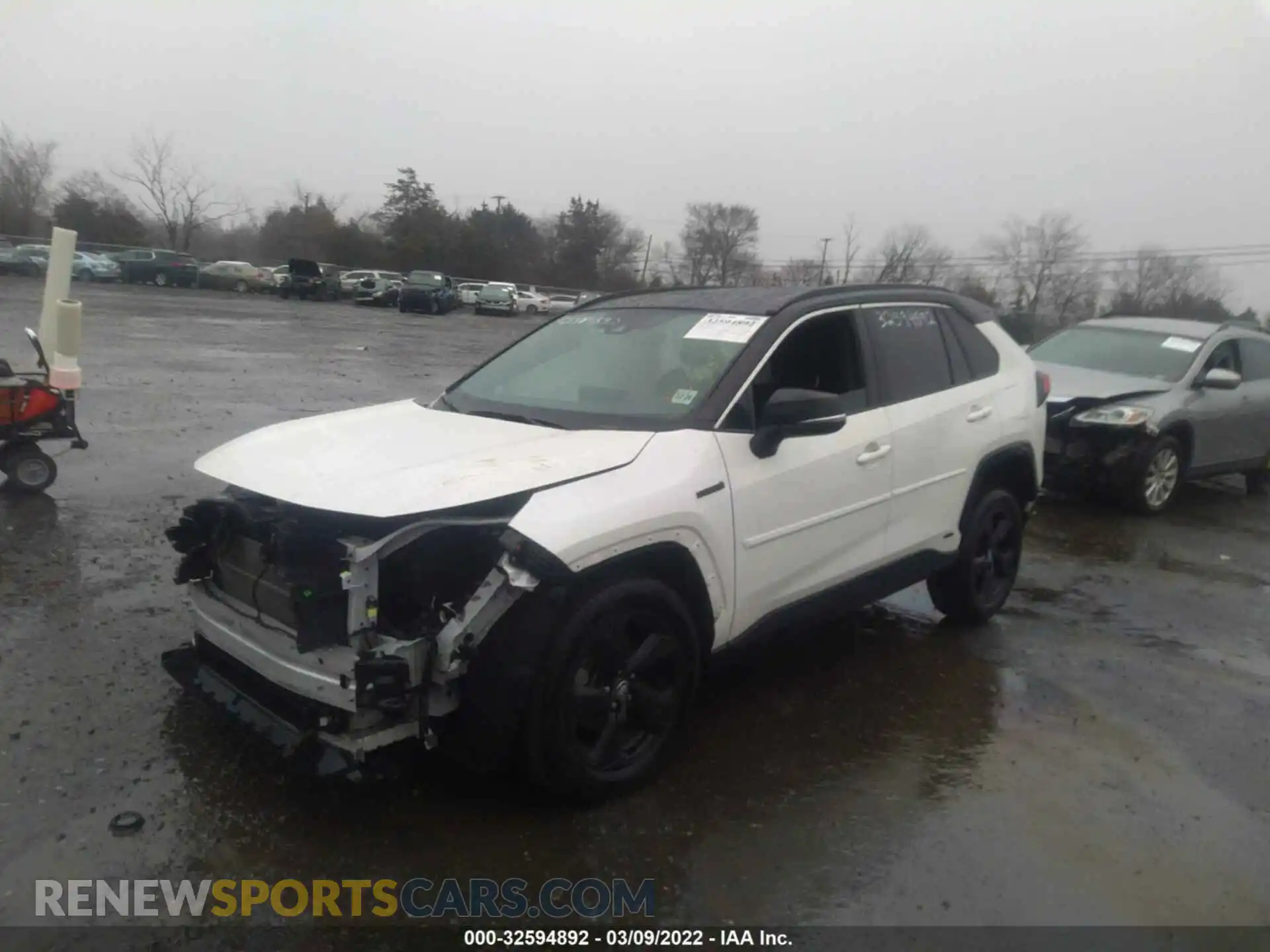 2 Photograph of a damaged car 2T3EWRFV7LW059820 TOYOTA RAV4 2020