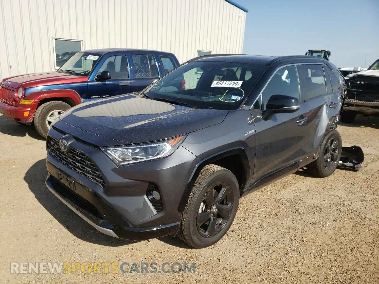 2 Photograph of a damaged car 2T3EWRFV8LW058255 TOYOTA RAV4 2020