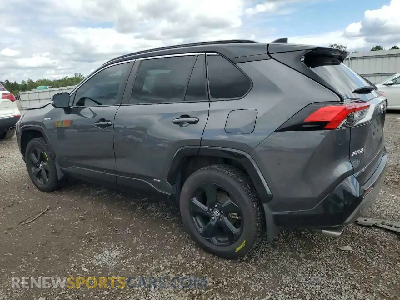2 Photograph of a damaged car 2T3EWRFV8LW069286 TOYOTA RAV4 2020