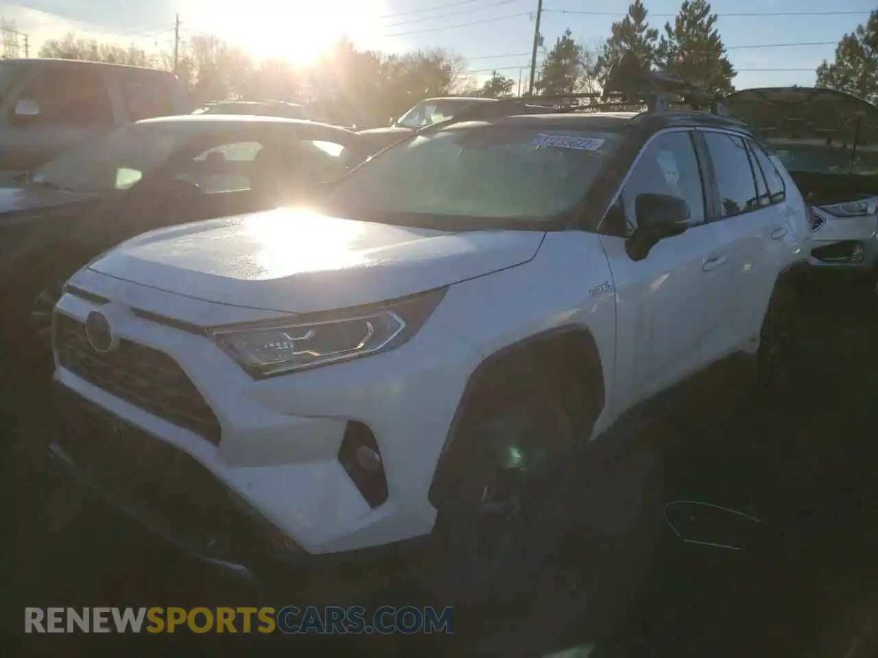 2 Photograph of a damaged car 2T3EWRFV9LW052996 TOYOTA RAV4 2020