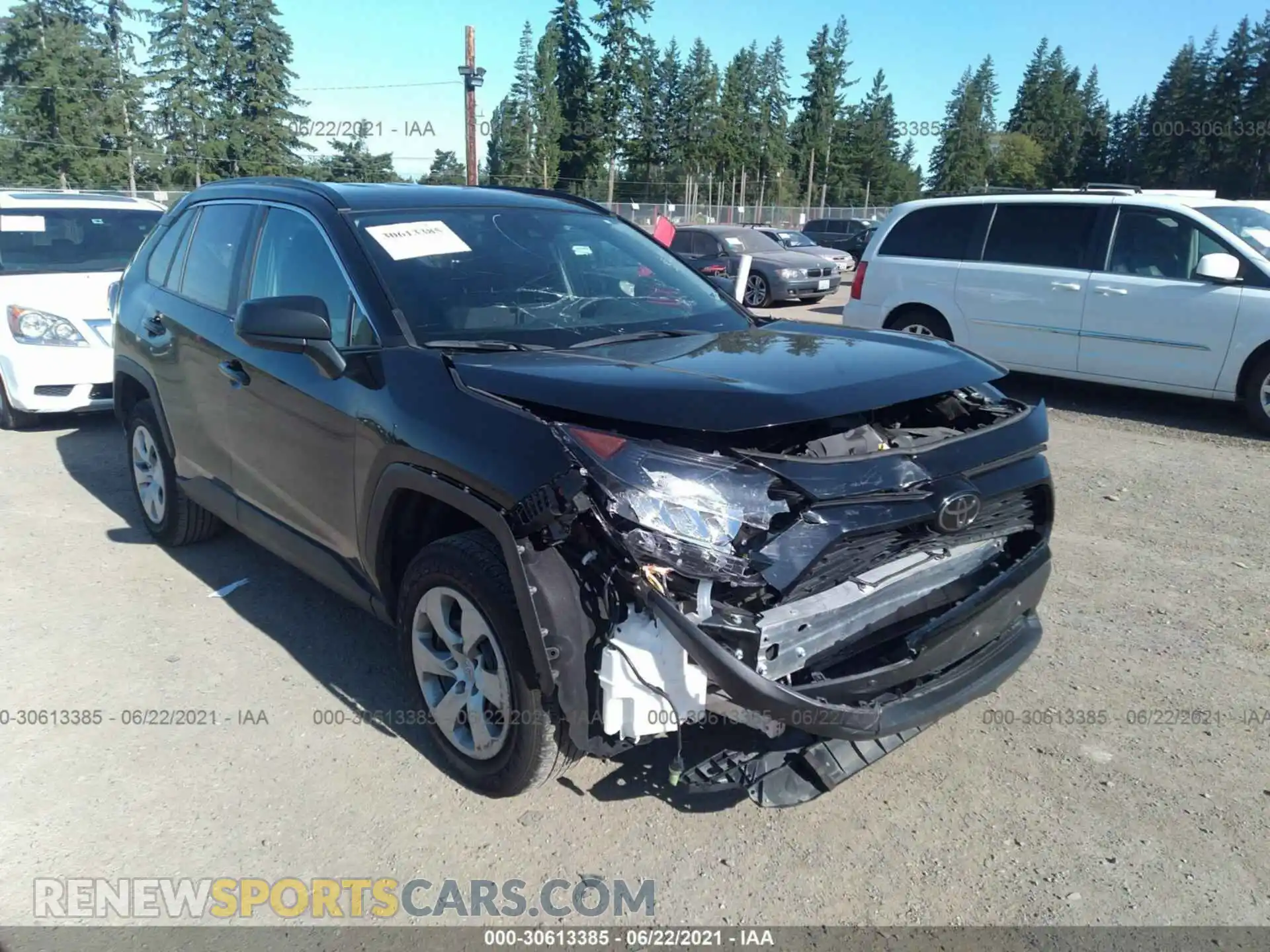 1 Photograph of a damaged car 2T3F1RFV0LC082988 TOYOTA RAV4 2020