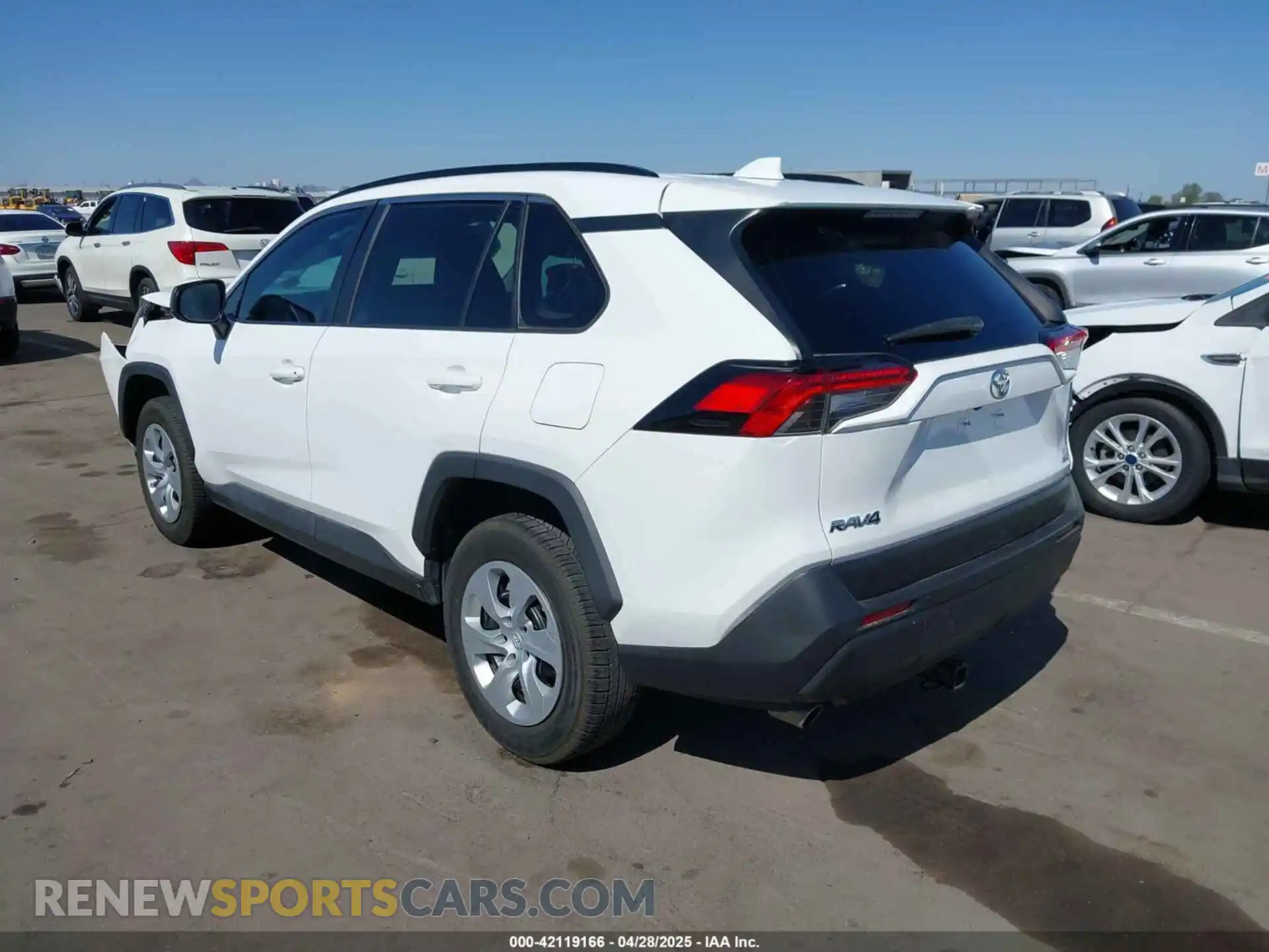 3 Photograph of a damaged car 2T3F1RFV0LC090346 TOYOTA RAV4 2020