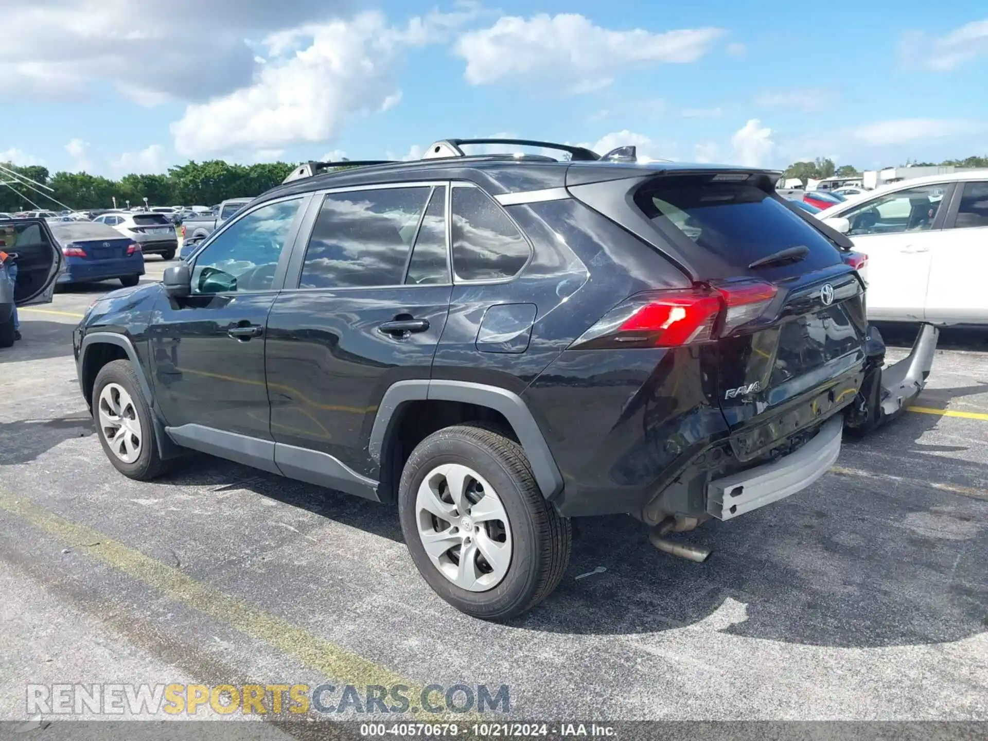 3 Photograph of a damaged car 2T3F1RFV0LC140548 TOYOTA RAV4 2020