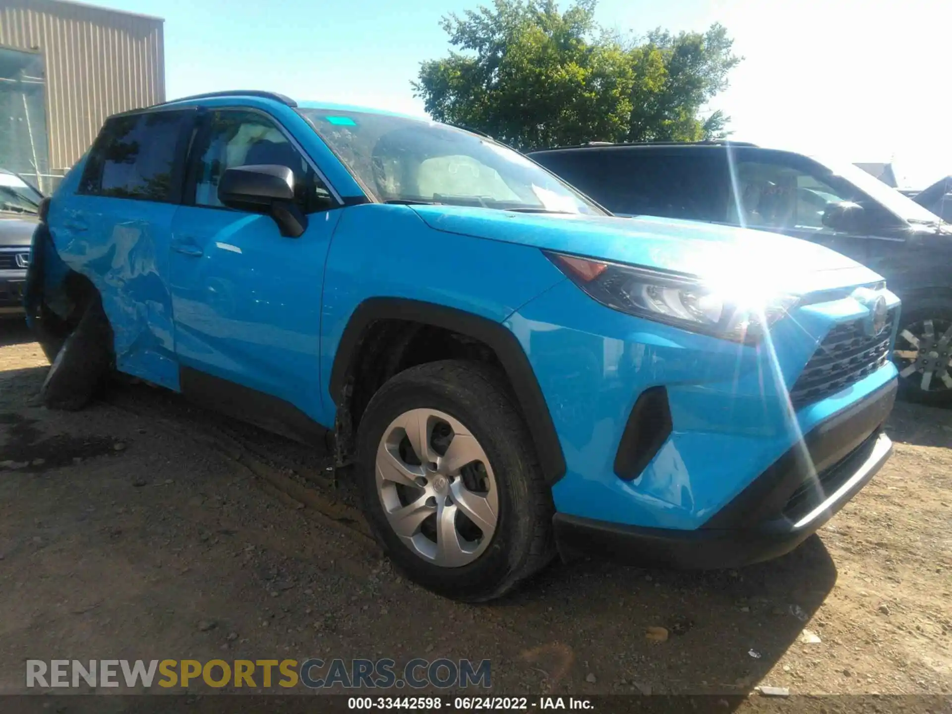1 Photograph of a damaged car 2T3F1RFV2LC062709 TOYOTA RAV4 2020