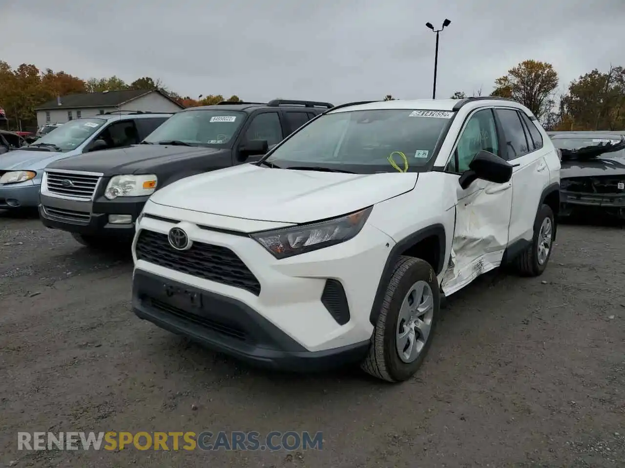 2 Photograph of a damaged car 2T3F1RFV2LC068302 TOYOTA RAV4 2020