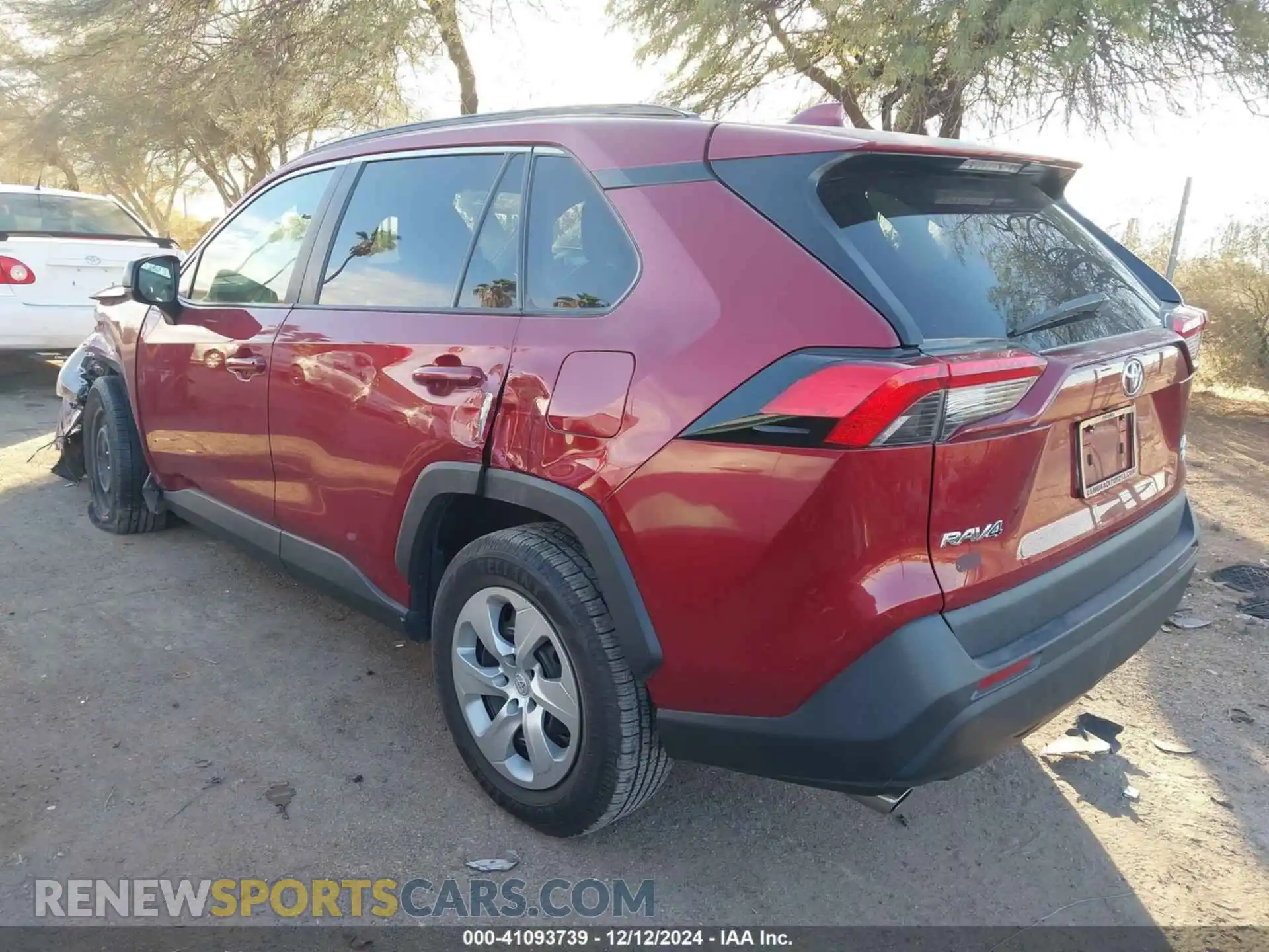 3 Photograph of a damaged car 2T3F1RFV2LC082958 TOYOTA RAV4 2020