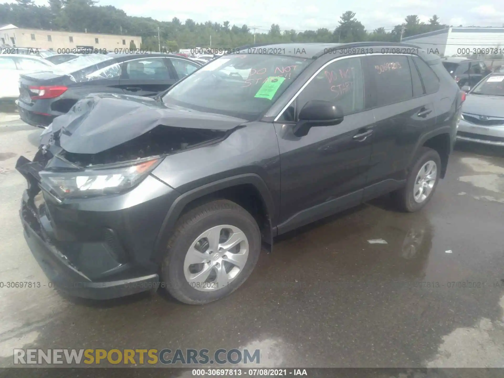 2 Photograph of a damaged car 2T3F1RFV2LC132922 TOYOTA RAV4 2020