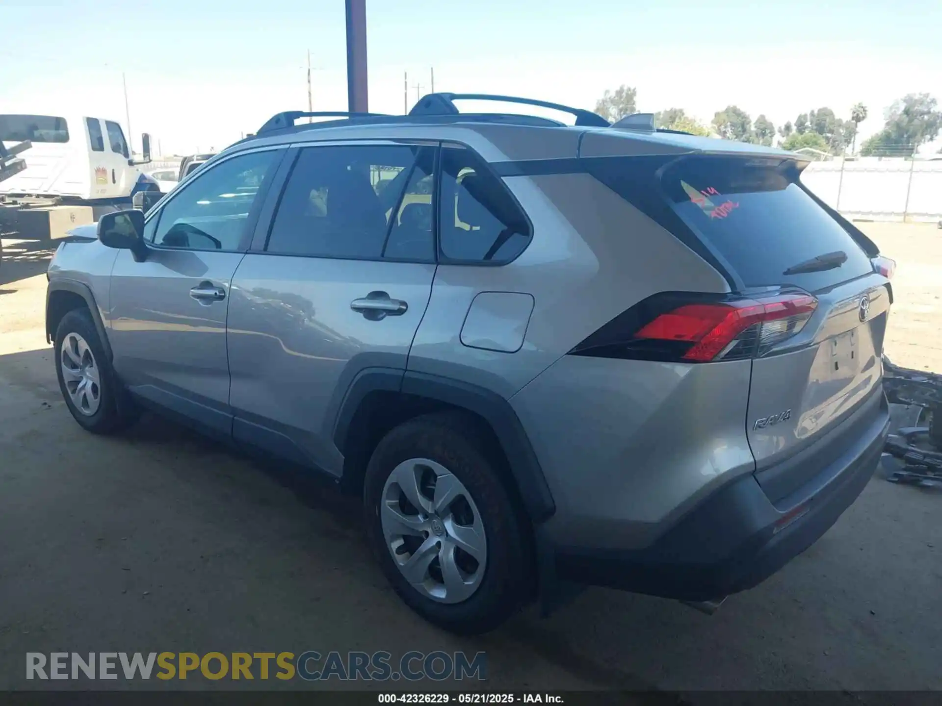 3 Photograph of a damaged car 2T3F1RFV3LC101758 TOYOTA RAV4 2020