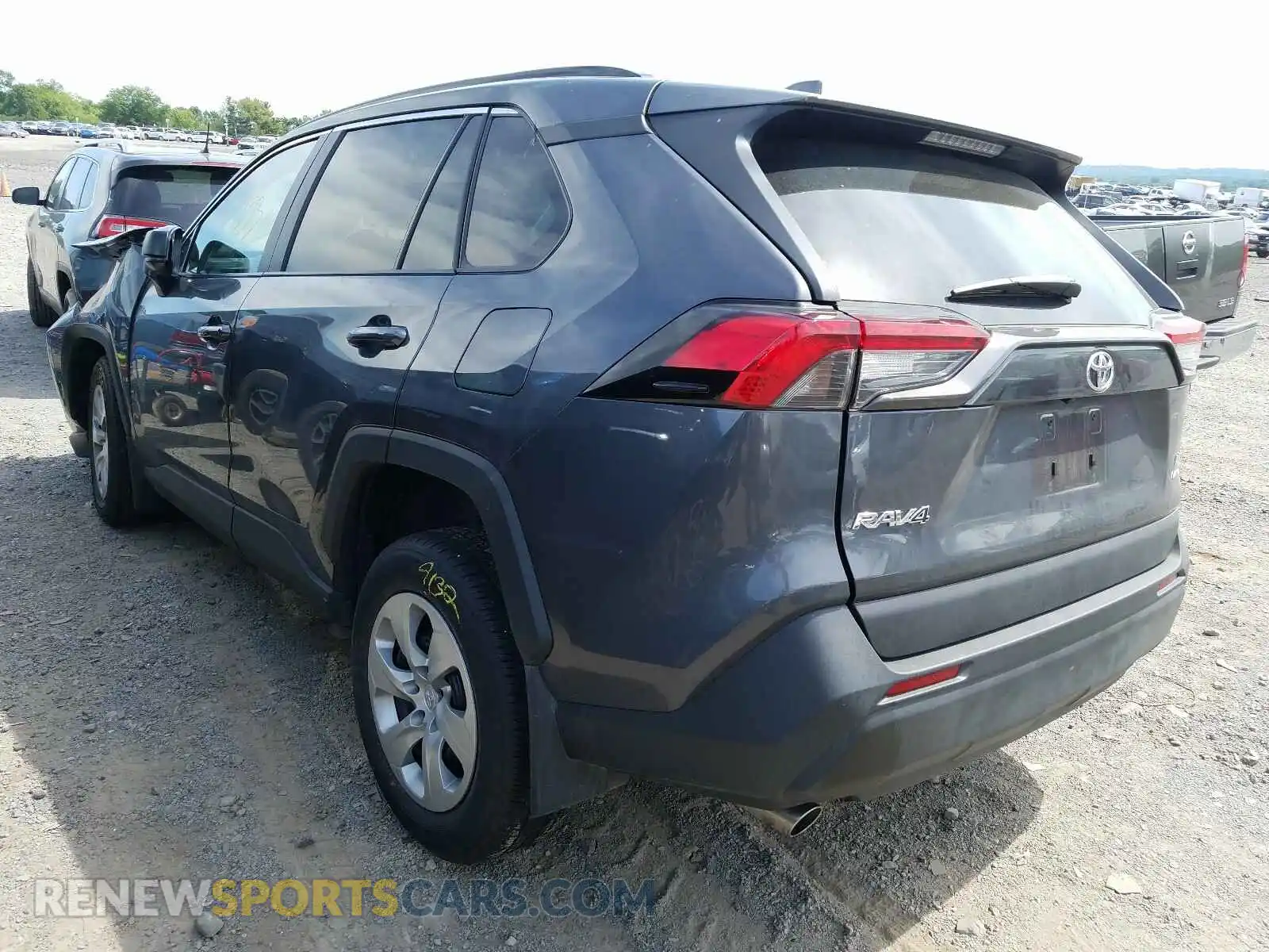 3 Photograph of a damaged car 2T3F1RFV3LW089237 TOYOTA RAV4 2020