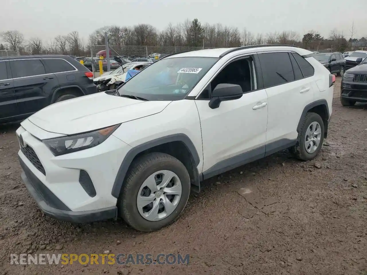 1 Photograph of a damaged car 2T3F1RFV3LW096009 TOYOTA RAV4 2020