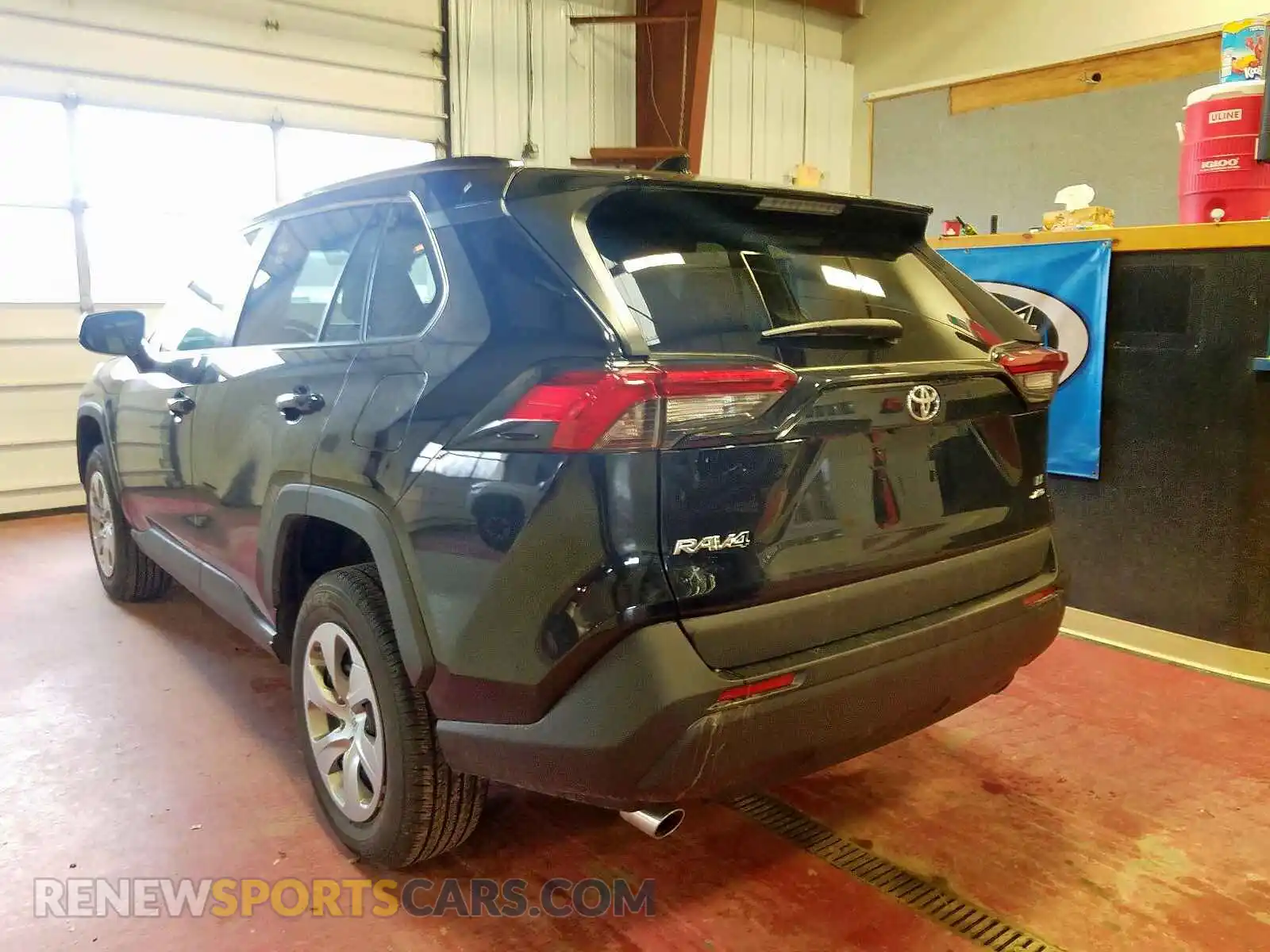 3 Photograph of a damaged car 2T3F1RFV5LC086213 TOYOTA RAV4 2020