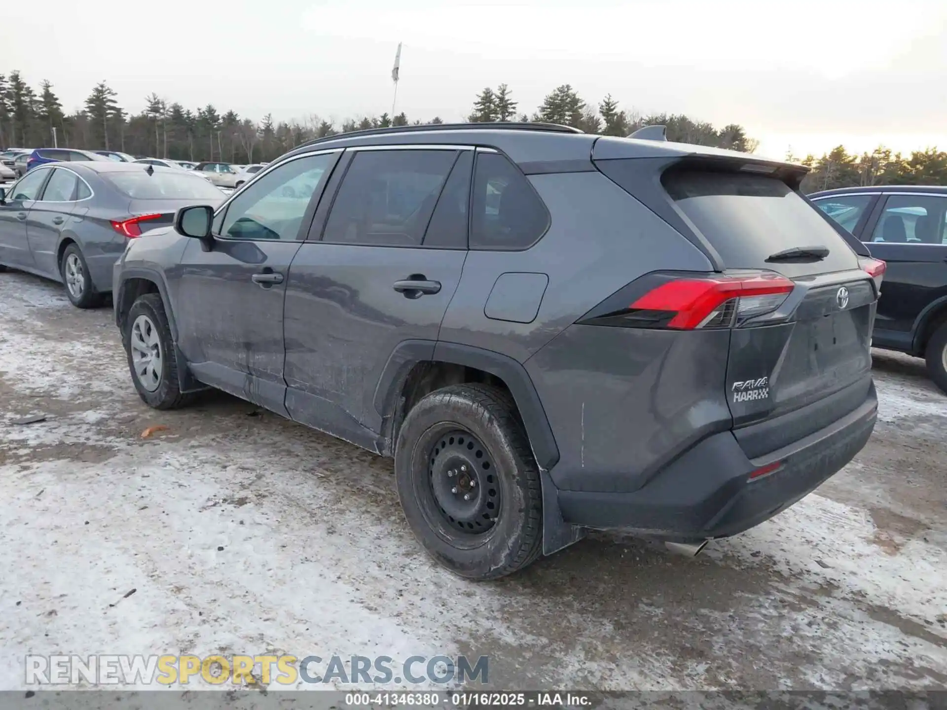 3 Фотография поврежденного автомобиля 2T3F1RFV5LC137189 TOYOTA RAV4 2020