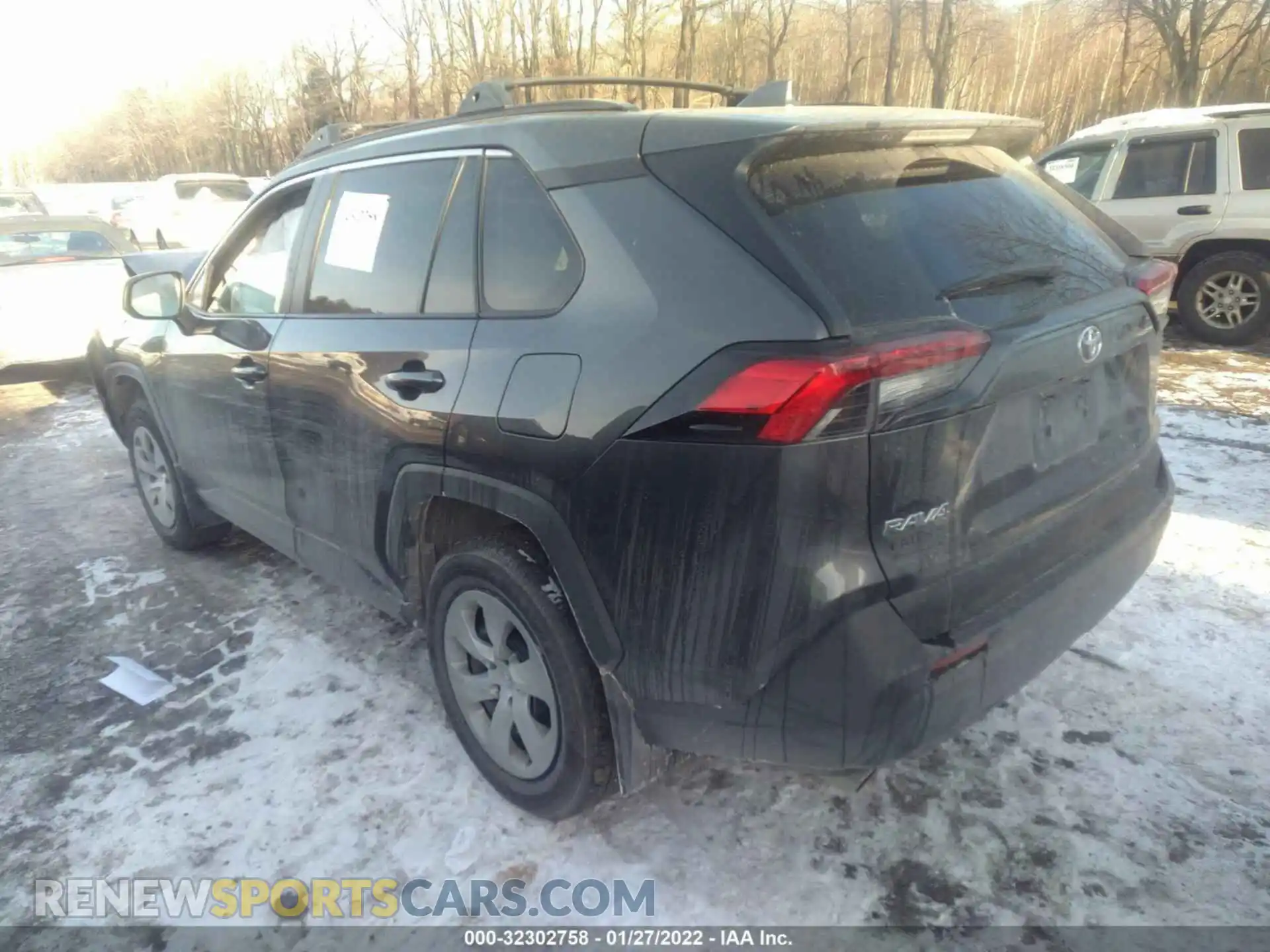 3 Photograph of a damaged car 2T3F1RFV6LC085278 TOYOTA RAV4 2020