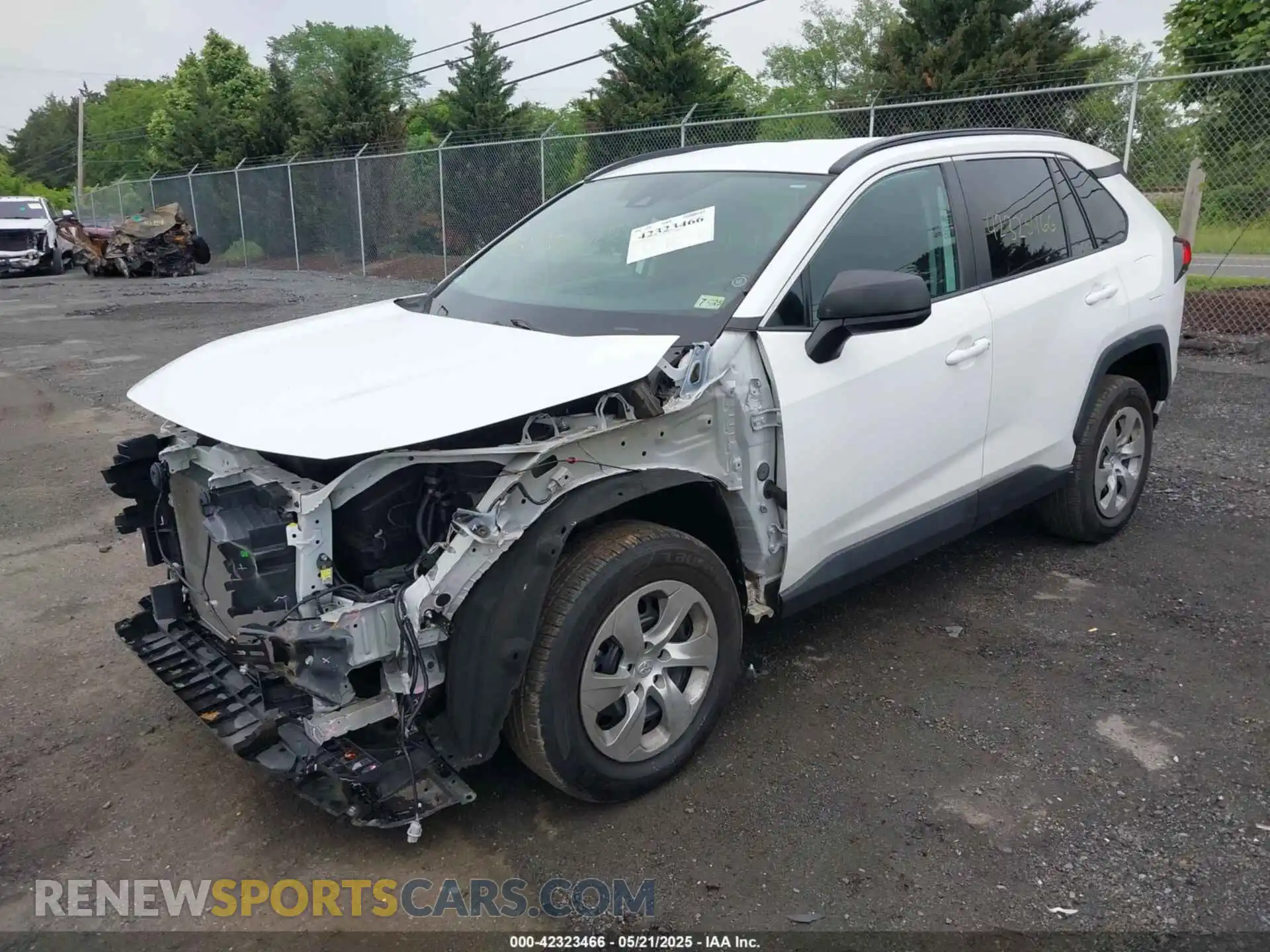 2 Photograph of a damaged car 2T3F1RFV6LC100815 TOYOTA RAV4 2020