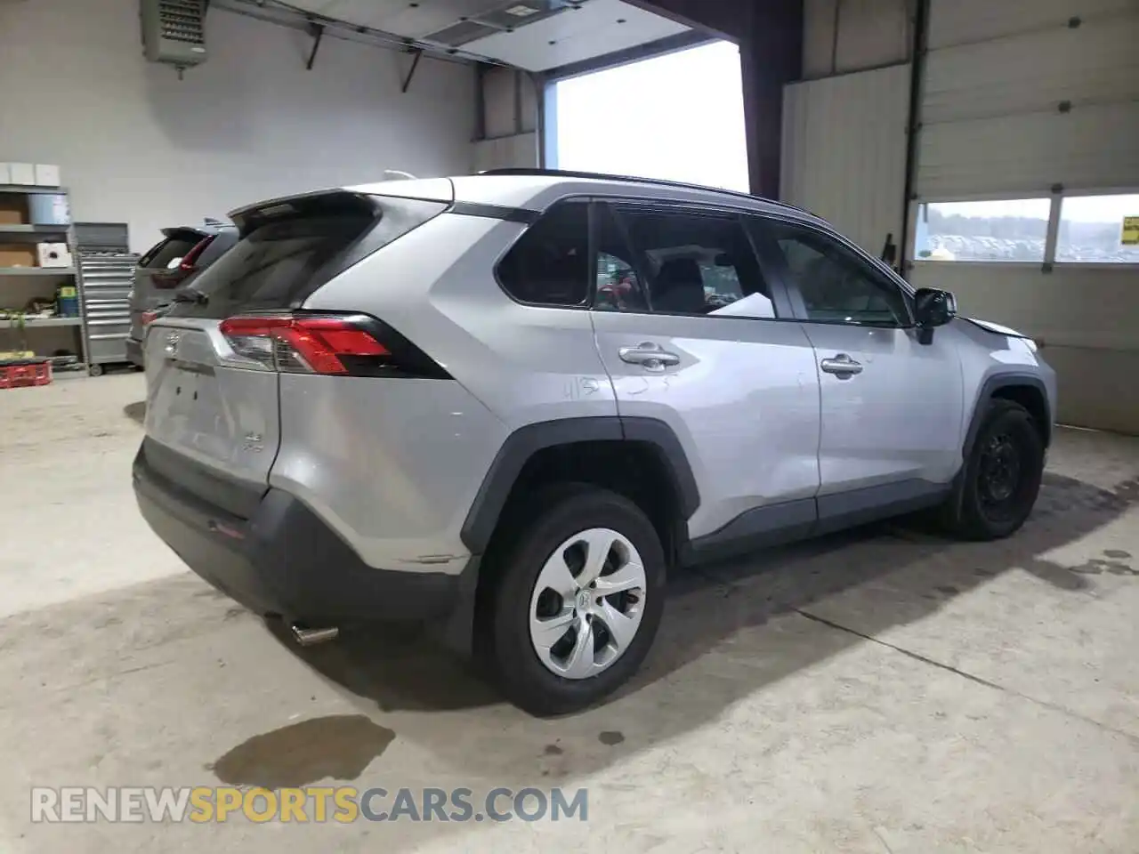 3 Photograph of a damaged car 2T3F1RFV6LC111314 TOYOTA RAV4 2020
