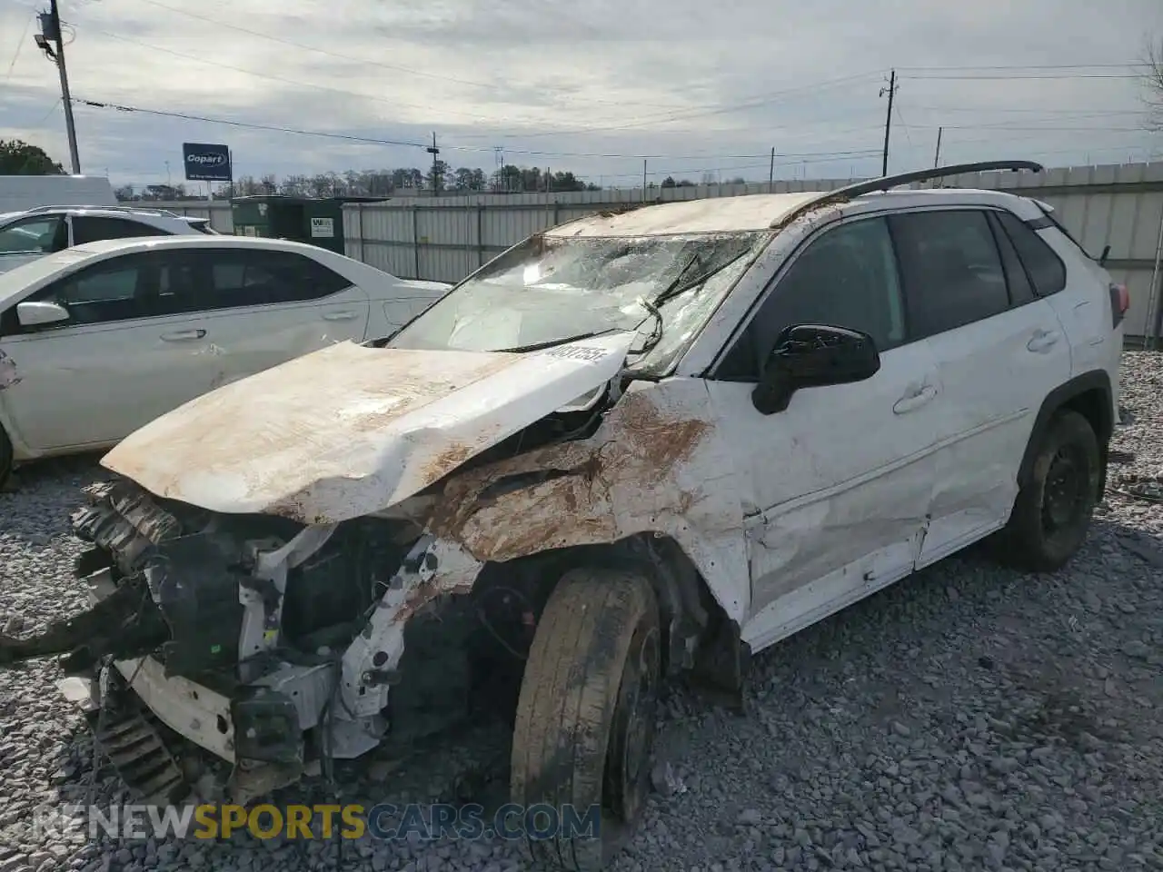 1 Photograph of a damaged car 2T3F1RFV6LC120160 TOYOTA RAV4 2020