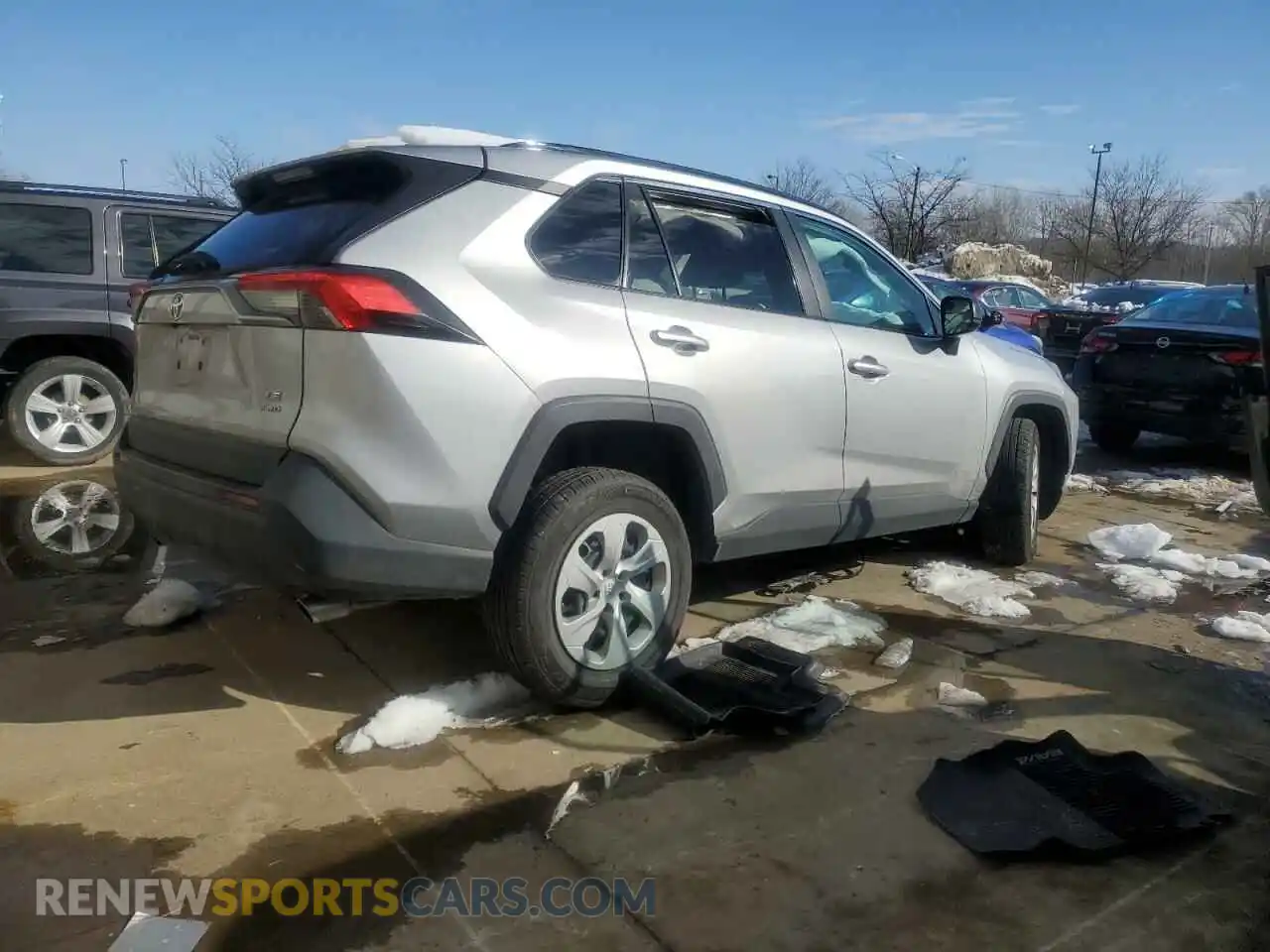 3 Photograph of a damaged car 2T3F1RFV7LC080784 TOYOTA RAV4 2020
