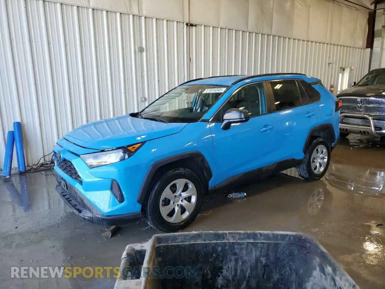 1 Photograph of a damaged car 2T3F1RFV7LW107089 TOYOTA RAV4 2020