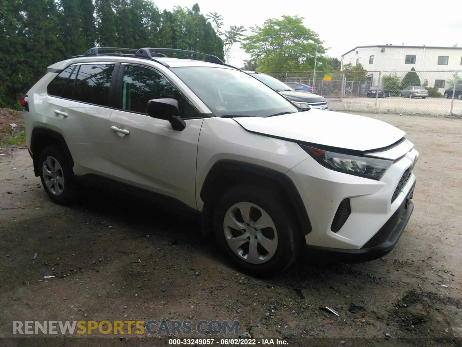 1 Photograph of a damaged car 2T3F1RFVXLC105175 TOYOTA RAV4 2020