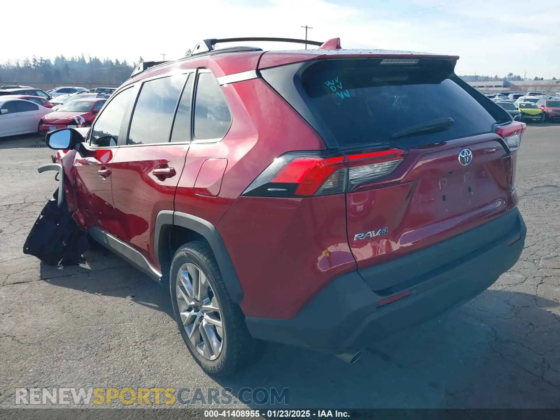 3 Photograph of a damaged car 2T3G1RFV1LC068232 TOYOTA RAV4 2020