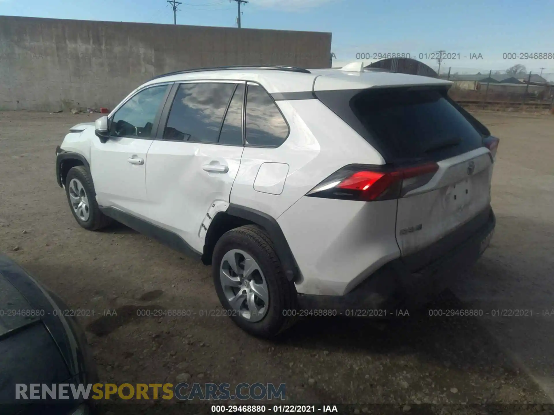 3 Photograph of a damaged car 2T3G1RFV7LC104098 TOYOTA RAV4 2020