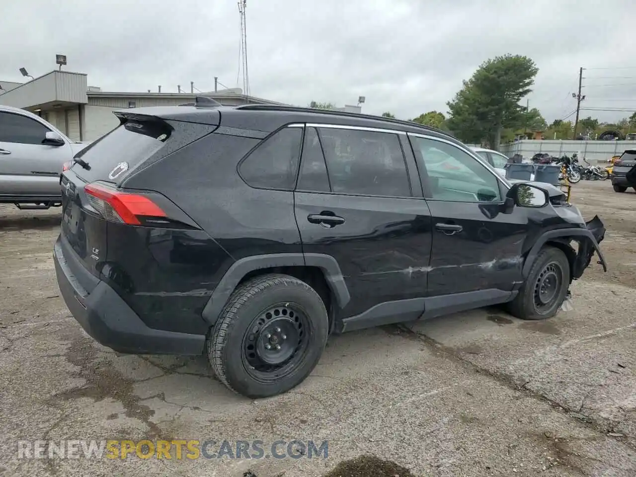 3 Photograph of a damaged car 2T3G1RFV8LW095829 TOYOTA RAV4 2020