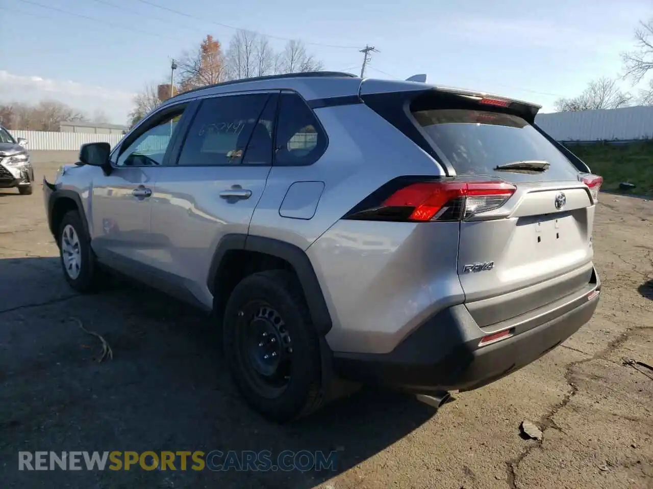 3 Photograph of a damaged car 2T3G1RFV8LW124925 TOYOTA RAV4 2020