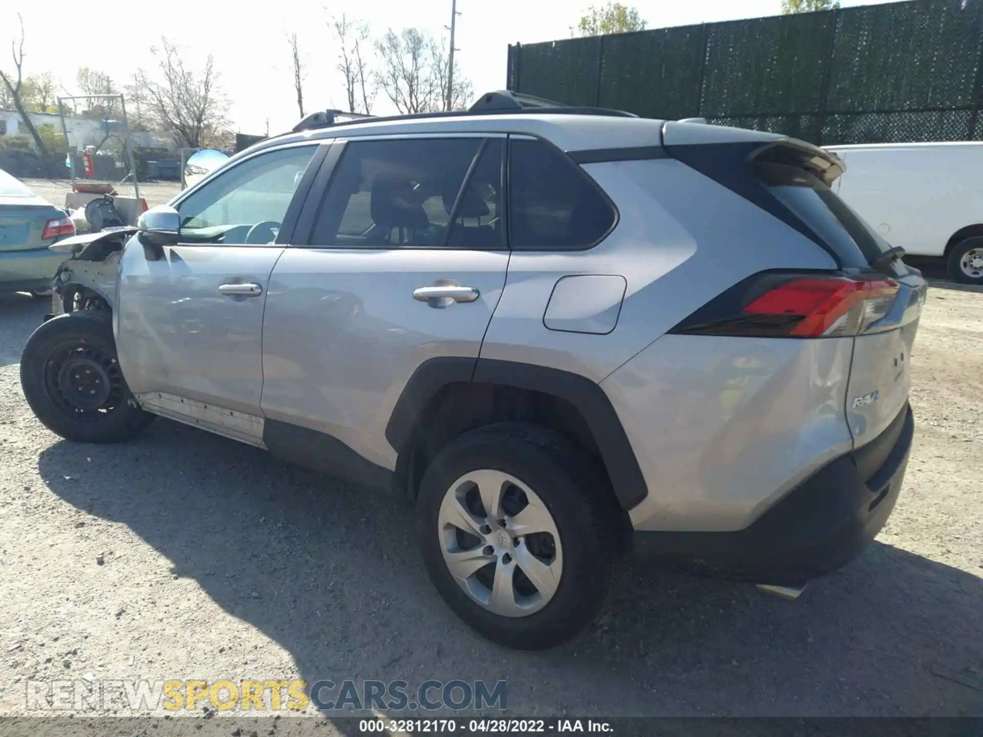 3 Photograph of a damaged car 2T3G1RFV9LW108152 TOYOTA RAV4 2020