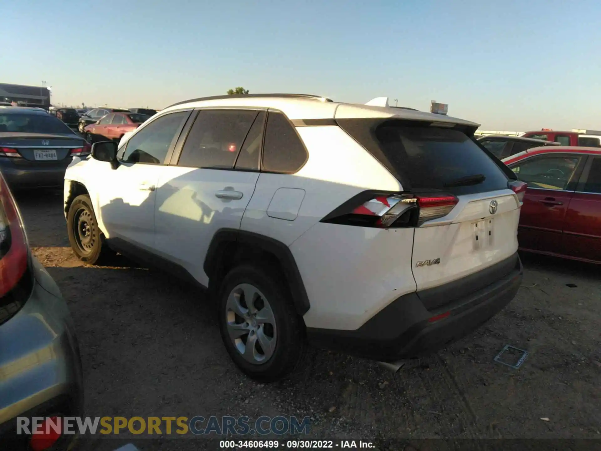 3 fotografías del automóvil dañado 2T3H1RFV0LC035758 TOYOTA RAV4 2020