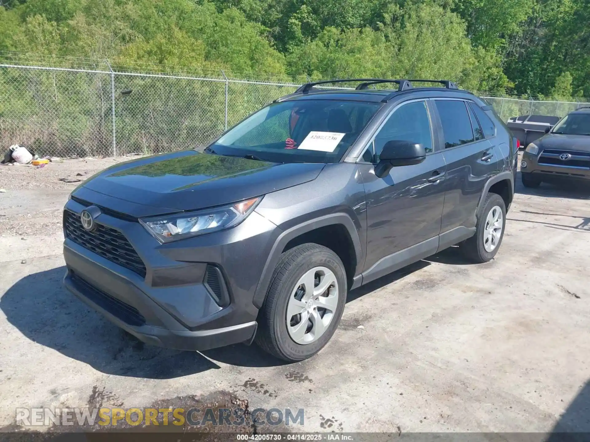 2 Photograph of a damaged car 2T3H1RFV0LC040474 TOYOTA RAV4 2020