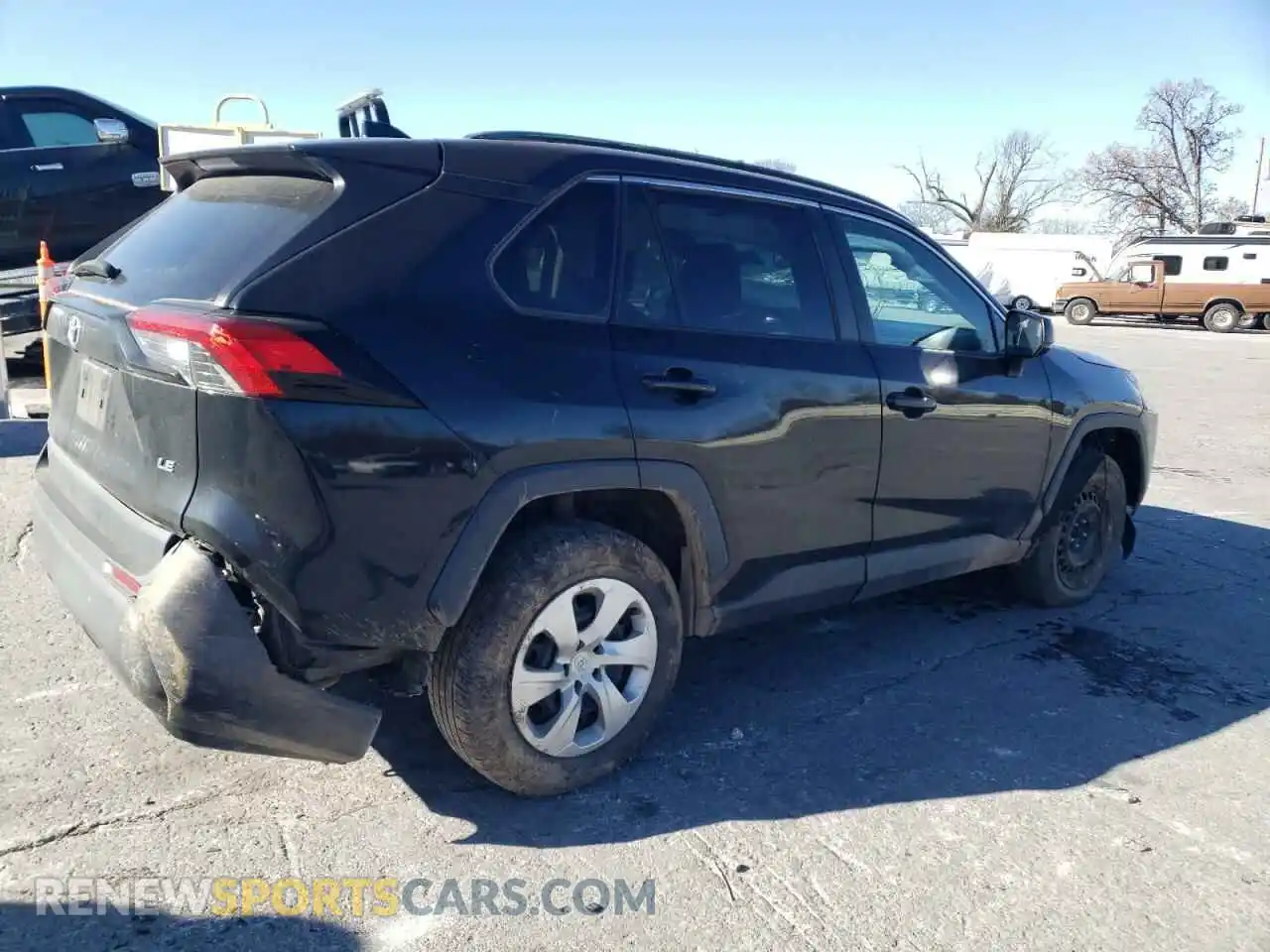 3 Photograph of a damaged car 2T3H1RFV1LC035798 TOYOTA RAV4 2020