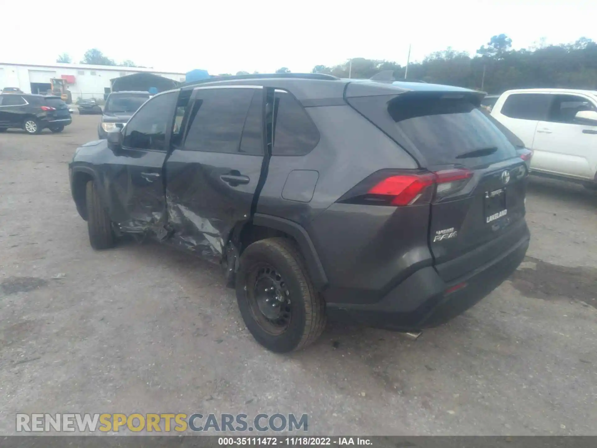 3 Photograph of a damaged car 2T3H1RFV1LC076450 TOYOTA RAV4 2020