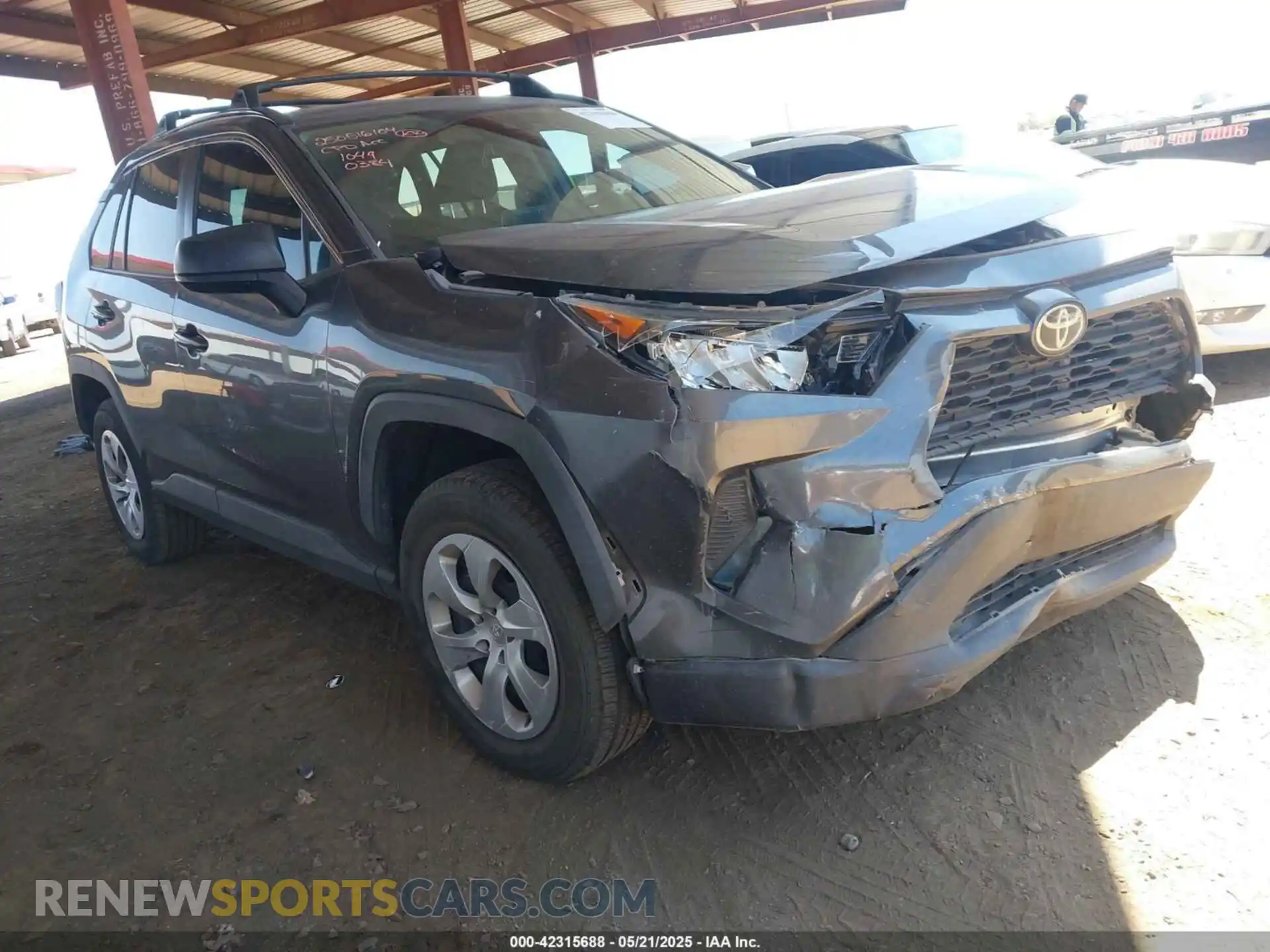 1 Photograph of a damaged car 2T3H1RFV1LC080384 TOYOTA RAV4 2020