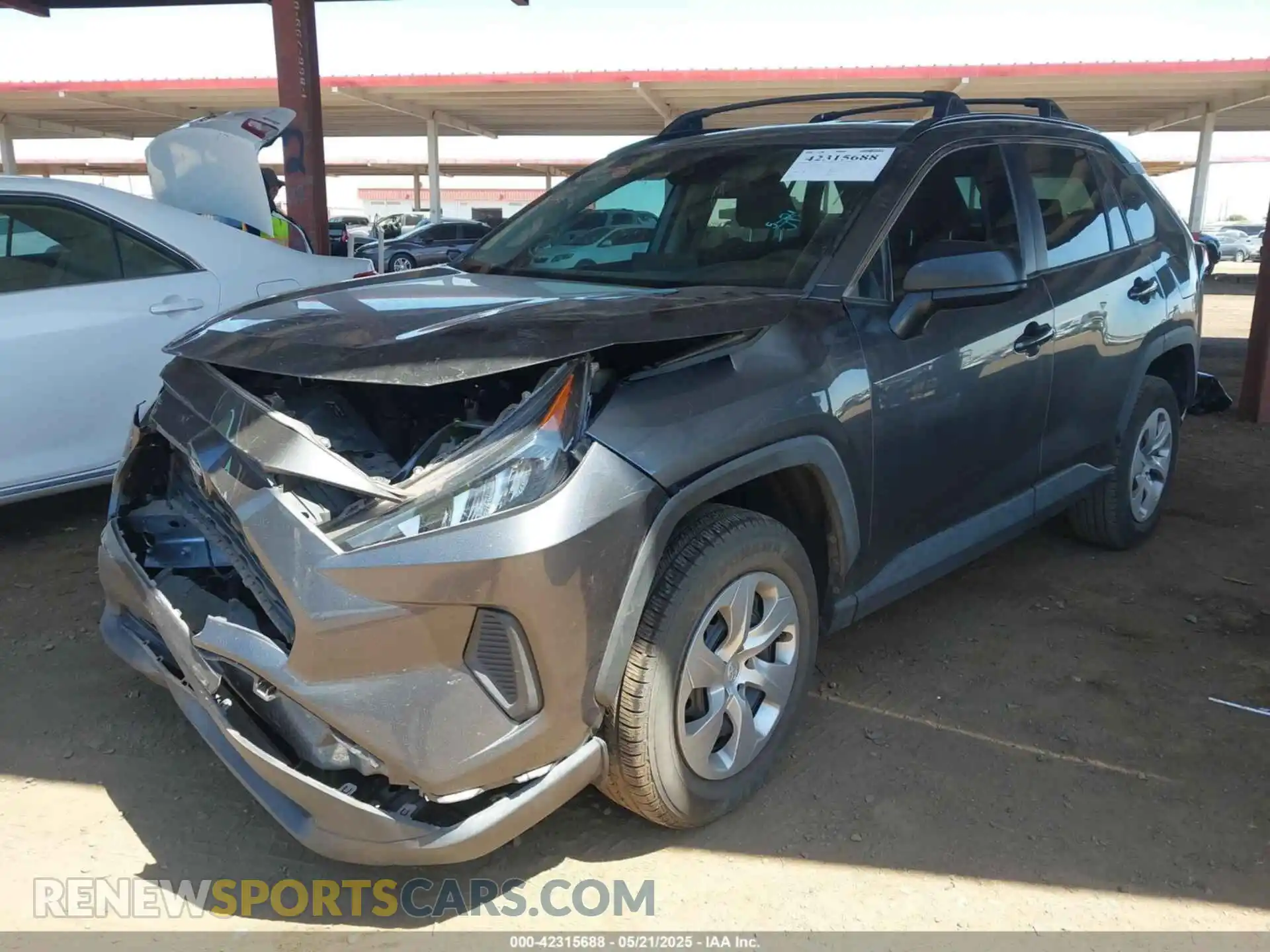 2 Photograph of a damaged car 2T3H1RFV1LC080384 TOYOTA RAV4 2020