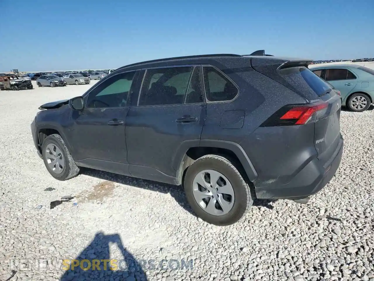 2 Photograph of a damaged car 2T3H1RFV1LW073014 TOYOTA RAV4 2020