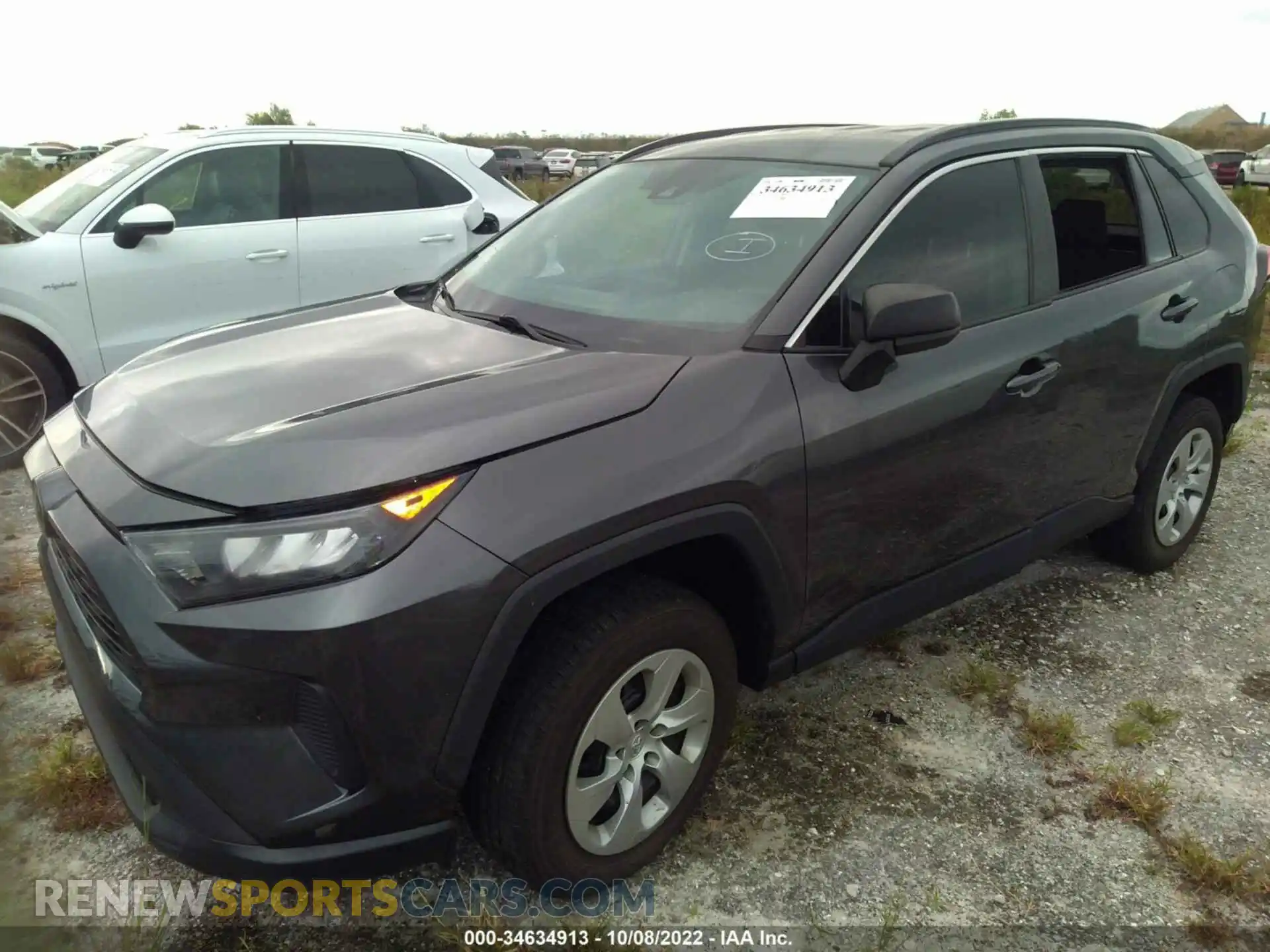 2 Photograph of a damaged car 2T3H1RFV2LC044767 TOYOTA RAV4 2020