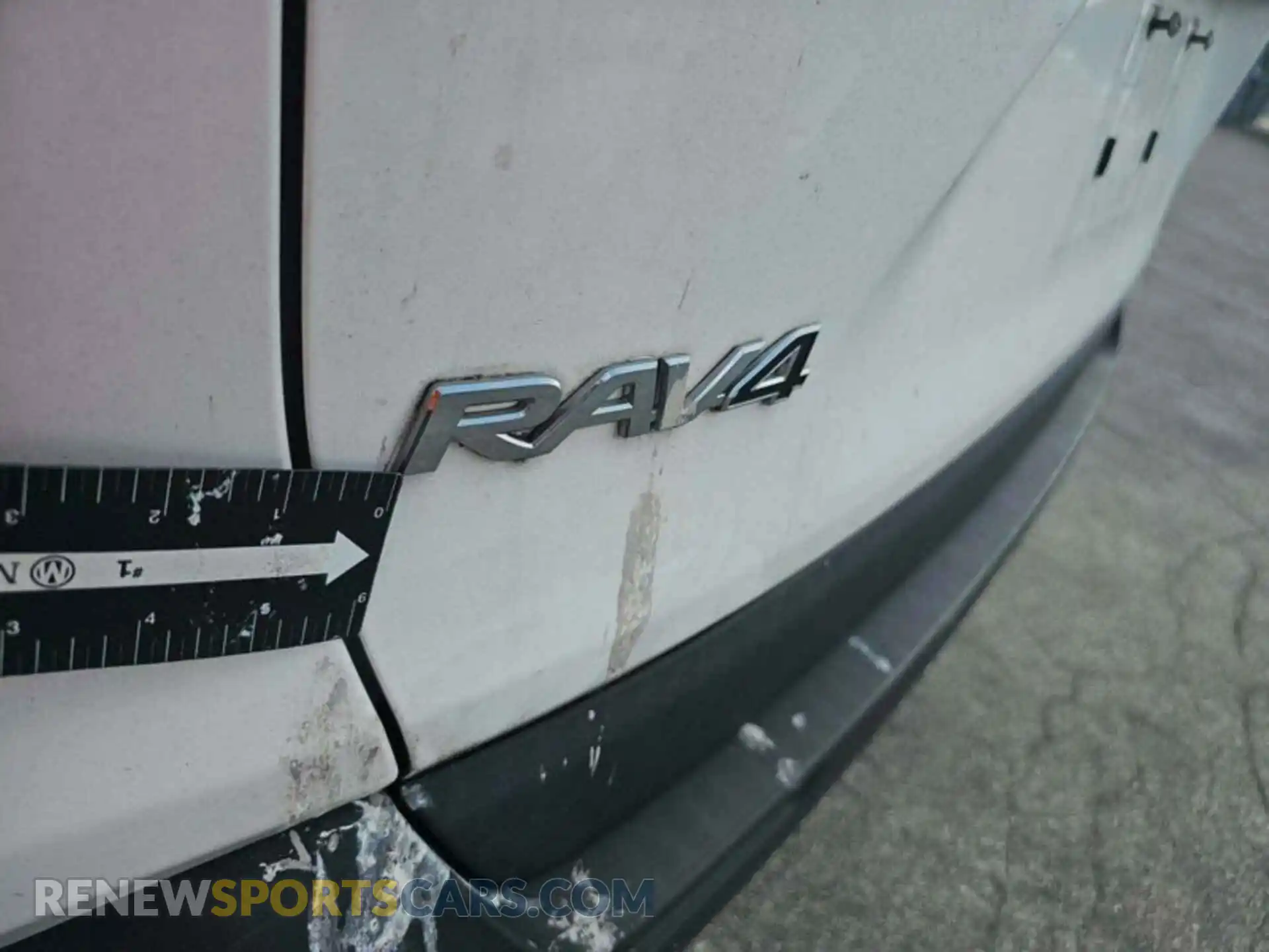 2 Фотография поврежденного автомобиля 2T3H1RFV2LC078983 TOYOTA RAV4 2020