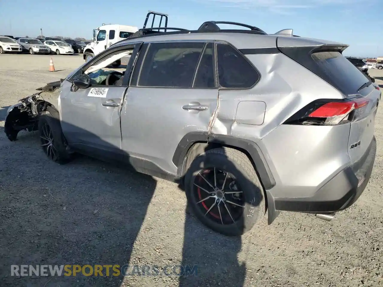 2 Photograph of a damaged car 2T3H1RFV2LW098858 TOYOTA RAV4 2020