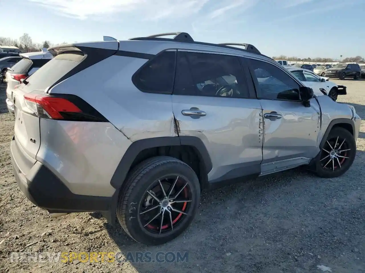 3 Photograph of a damaged car 2T3H1RFV2LW098858 TOYOTA RAV4 2020