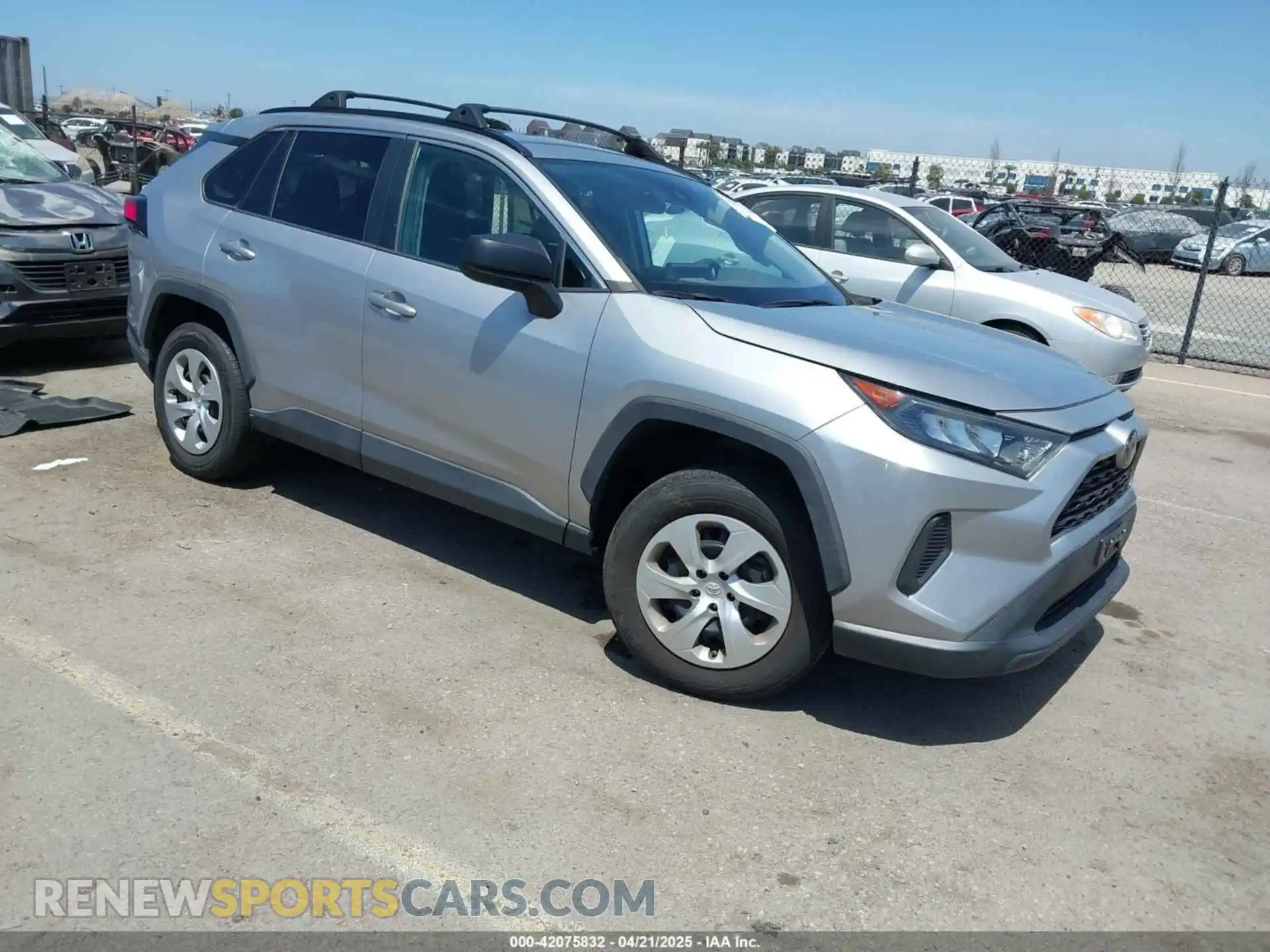 1 Photograph of a damaged car 2T3H1RFV3LC084341 TOYOTA RAV4 2020