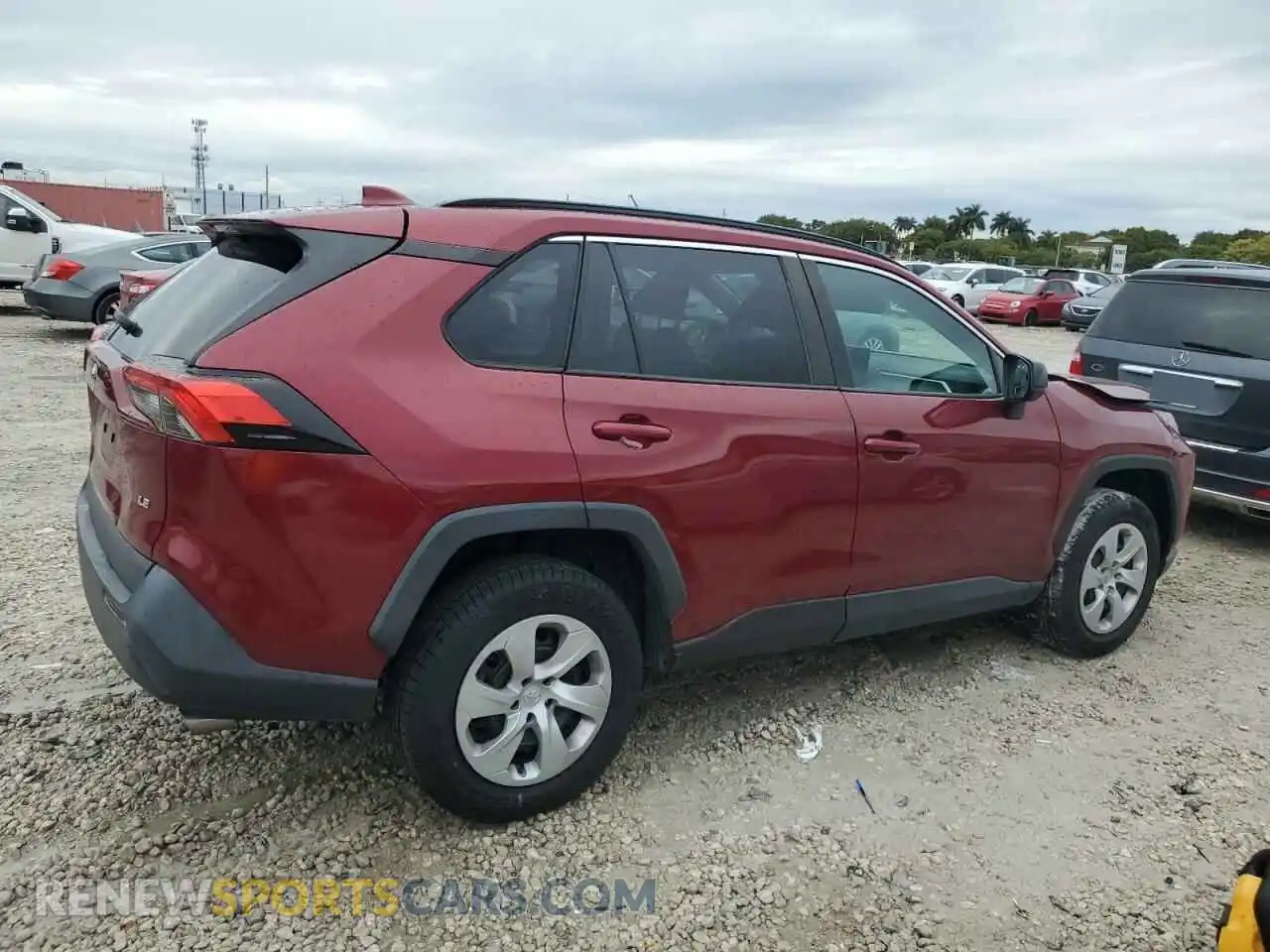 3 Photograph of a damaged car 2T3H1RFV4LC069430 TOYOTA RAV4 2020