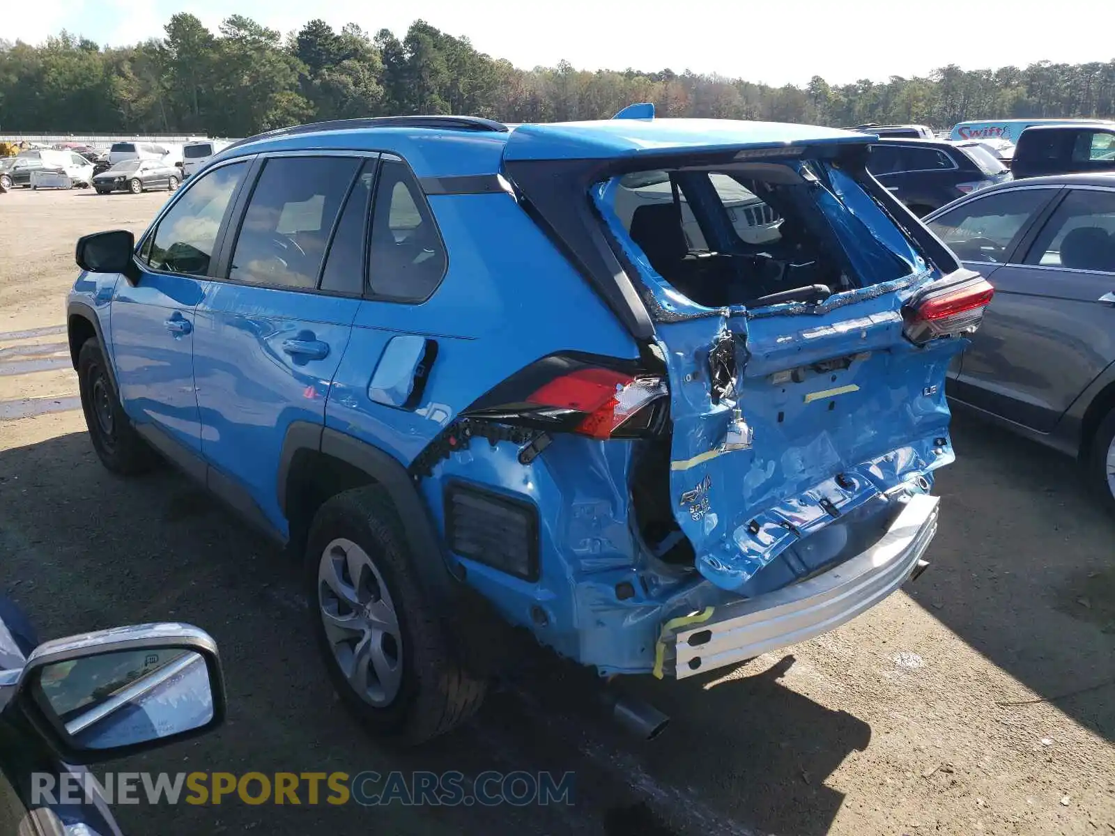 3 Photograph of a damaged car 2T3H1RFV4LW068728 TOYOTA RAV4 2020