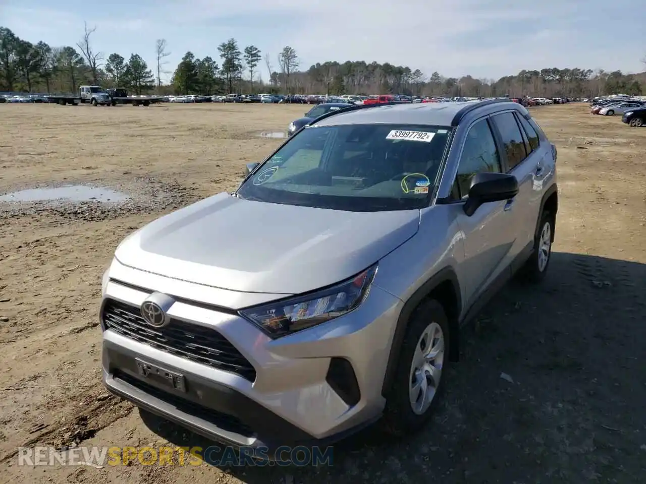 2 Photograph of a damaged car 2T3H1RFV4LW101307 TOYOTA RAV4 2020