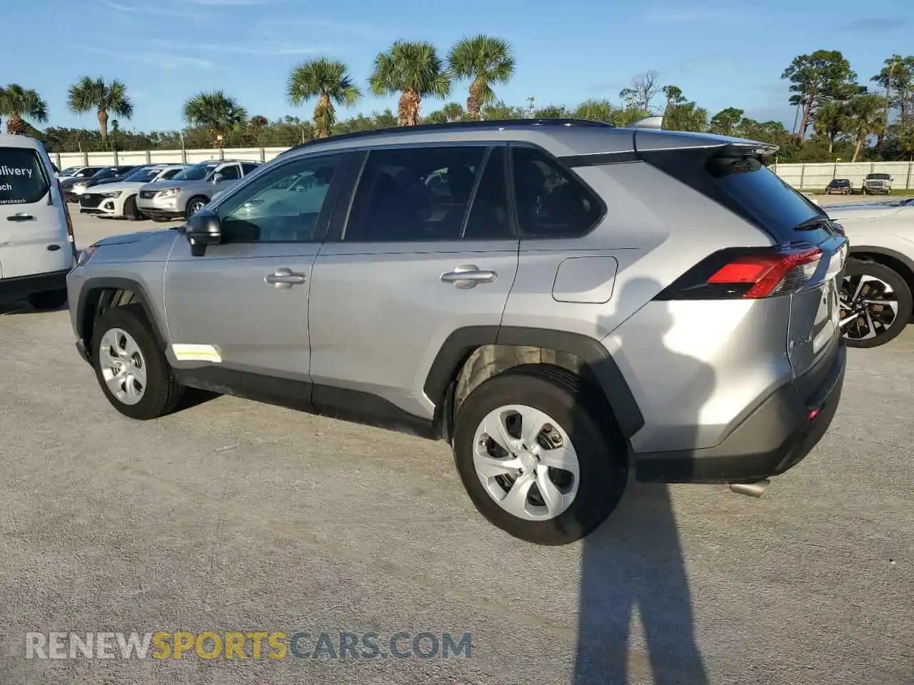 2 Photograph of a damaged car 2T3H1RFV5LC076984 TOYOTA RAV4 2020
